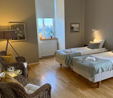 Vaxholm Bed & Breakfast | Rindö Hamn Bed & Breakfast