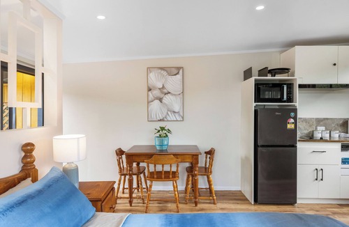 Coromandel Forest Park Apartment | River Valley Escapes Thames, NZ