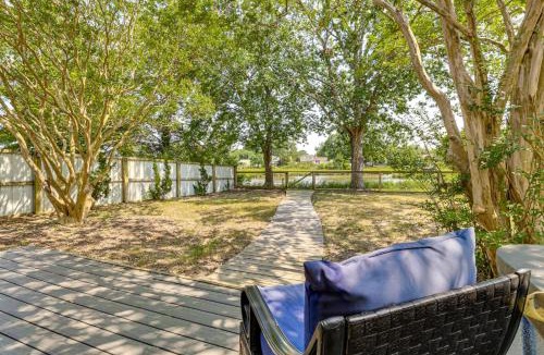 Coliseum Central House | Riverfront Fun: Quiet Home Near Hampton Coastline