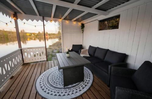 Torpshammar Villa | Riverside Villa with Private Jetty and Scenic Views