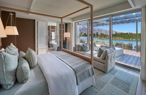 Queenstown Hotel | ROKI Collection