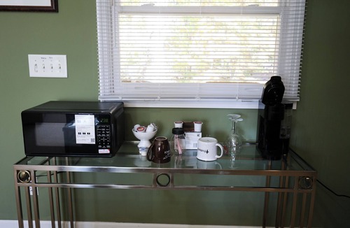Clarkesville Apartment | Romantic Riverside Retreat with Waterfall Trail at Your Door