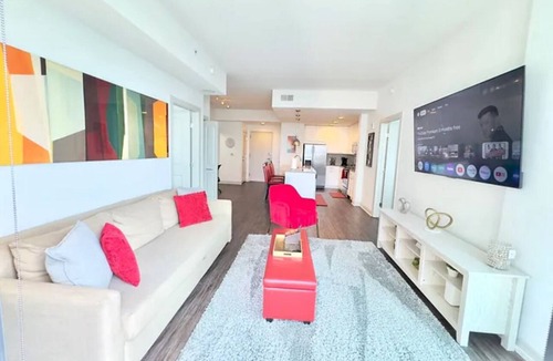 North Buckhead Apartment | Ruby Retreat | Elegance & Comfort | Pool | Workout