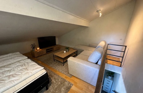 Skutskar House | Rural accommodation close to everything!