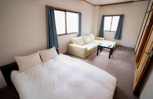 Naniwa House | S-Presso Central Villa