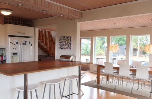 Lervik Villa | Seafront pool villa in Vejbystrand