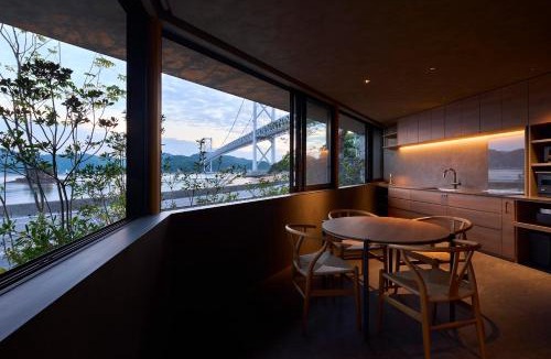 Enoura Hotel | Seaside Villa SEEN Shallow Sea