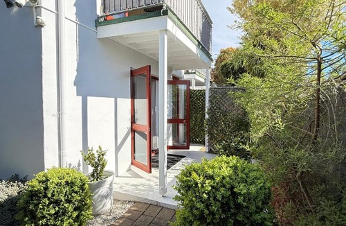 Akaroa House | Seaview Akaroa