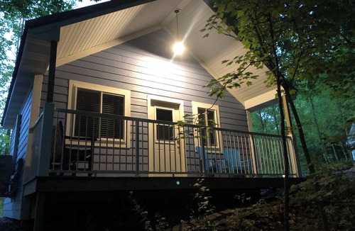 Marcellus Cabin | Secluded Cabin Retreat - Firepit, Nature & Relaxation
