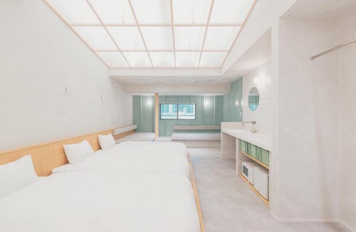 Higashi-osaka Hotel | SEKAI HOTEL Deep Osaka Experience