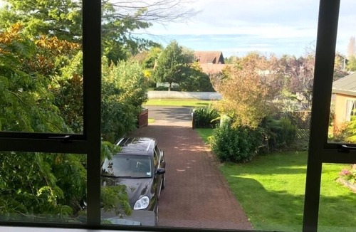 Turangi House | Self contained privacy