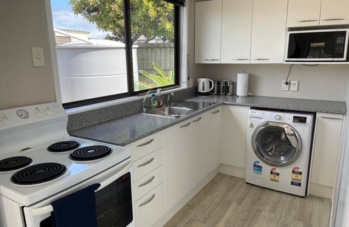 Karkari Peninsula Cottage | Short Walk to Tokerau Beach