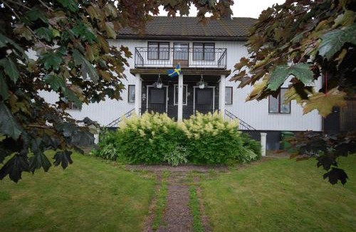 Skarplinge Bed & Breakfast | Skärplinge Gästis B&B