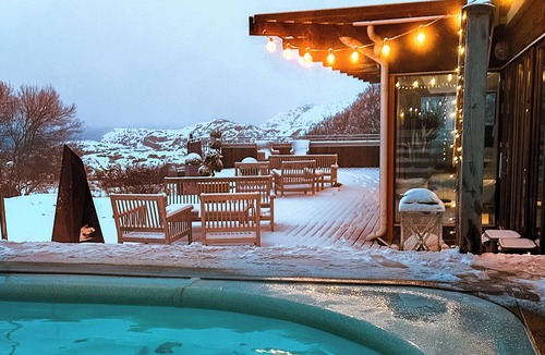 Smogen Hotel | Smögens Hafvsbad