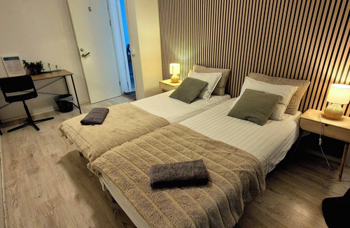 Oster Hostel | So Easy Stay