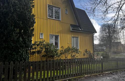 Alingsas Bed & Breakfast | Solhuset - Villa Språkkul