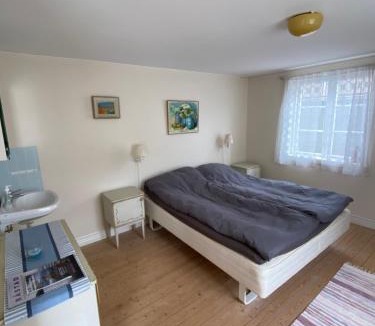 Bastad Apartment | Solhyddan, tvårumslägenhet i villa nära havet