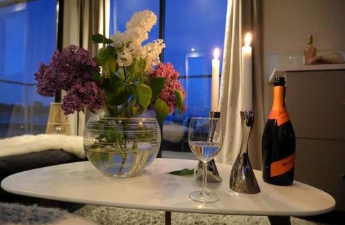 Solvesborg House | Solvesborg Houseboat with Harbour Views - Sleeps 4