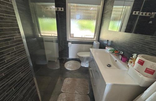 Kalmar House | Sovrum i villa