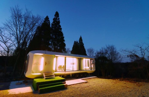 Yufu Hotel | space-vessel基地