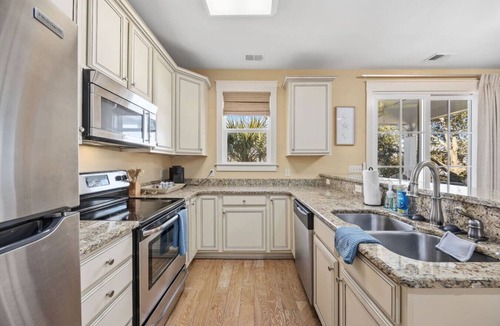 Windy Hill Villa | Spacious 2-Bedroom Townhome at North Beach Resort