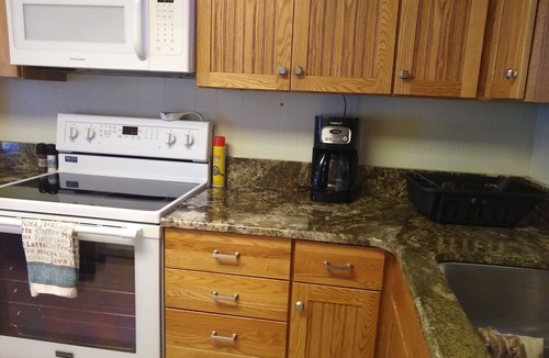 Englewood South House | Spacious 3BR/2Bath home on a canal in Paradise!