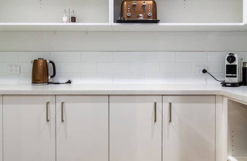 Lincoln House | Spacious 3BR with 2 carpark