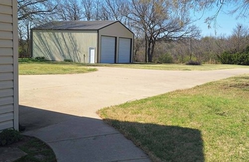 Ponca City House | Spacious 5-bedroom overlooking Kaw Lake