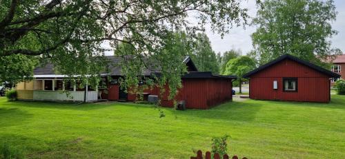 Norrfors Villa | Spacious villa in idyllic fishing village, Sweden