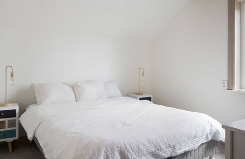 Enkoping Villa | Spacious villa with pool on private location