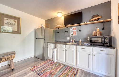 Hayesville House | Steps to Shooting Creek