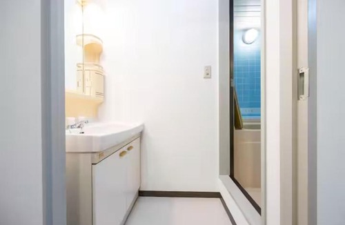 Tomigaya Apartment | Studio aoi 102
