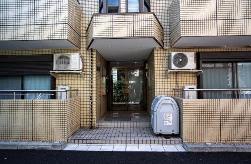 Tomigaya Apartment | Studio aoi 201