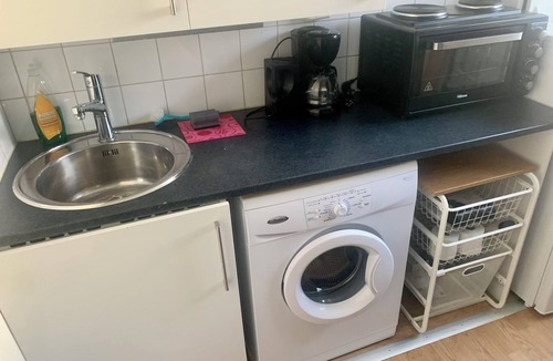 Liljeholmen - Hagersten Apartment | Studio Apartment - Great Location & Parking