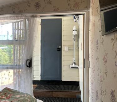 Albert Town House | Studio