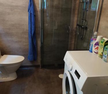 Asarp House | Stuga vad vatten