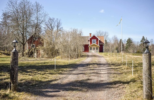 Odeshog House | Stunning home in ödeshög with WiFi