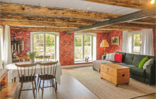 Odeshog House | Stunning Home In Ödeshög With Kitchen