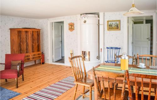 Odeshog House | Stunning Home In Ödeshög With Wifi