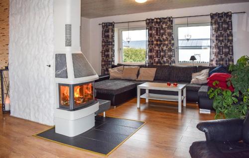 Simrishamn House | Stunning Home In Hammenhög With Sauna
