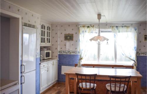Rorvik House | Stunning Home In Rörvik With Kitchen