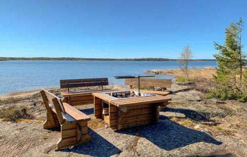 Saffle Apartment | Stunning Home In Säffle With Wifi