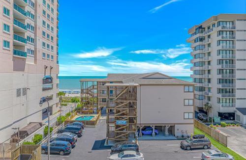 Crescent Beach House | Stylish Updated Oceanfront 2BR Crescent Villas 306