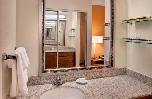 Bethlehem Hotel | Suite w/Complimentary Breakfast! | Coca-Cola Park - 2.4 miles away!