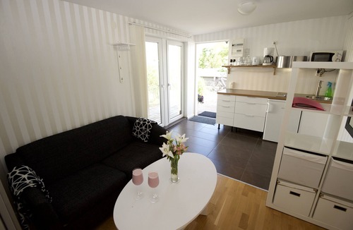 Lango Apartment | Summer residence, central, close to nature and the sea