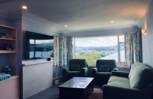 Dunedin House | Sunny Comfortable and Quiet 温馨 family room