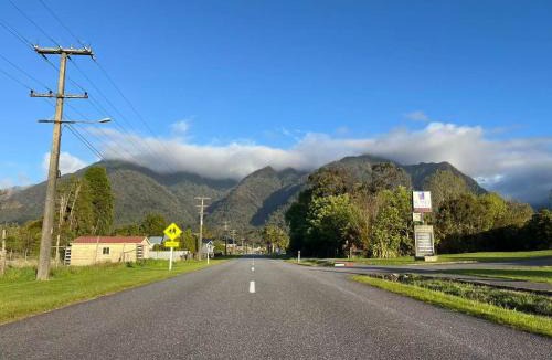 Fox Glacier Hotel | Sunset Motel