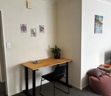Unsworth Heights Apartment | Sunsets over Unsworth