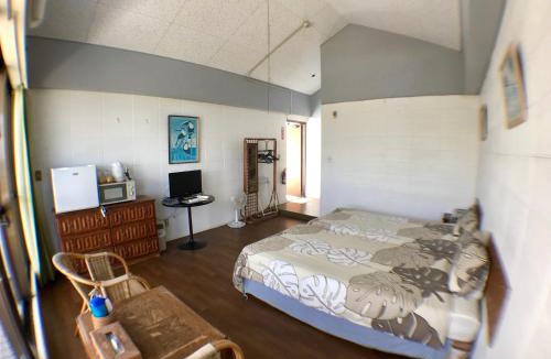 Onna Bed & Breakfast | Surfside Bed & Breakfast
