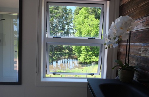 Tamahere Cabin | Tamahere White Duck Cabins, private, tranquil, and quiet with pond views